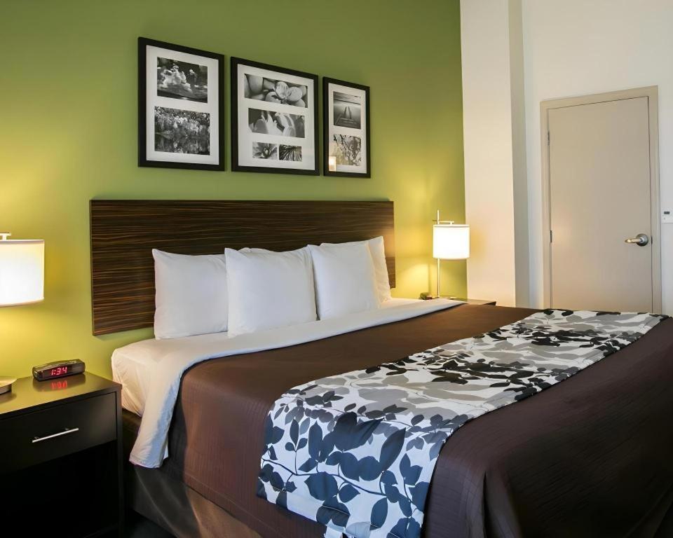 Sleep Inn & Suites Dripping Springs Exterior photo